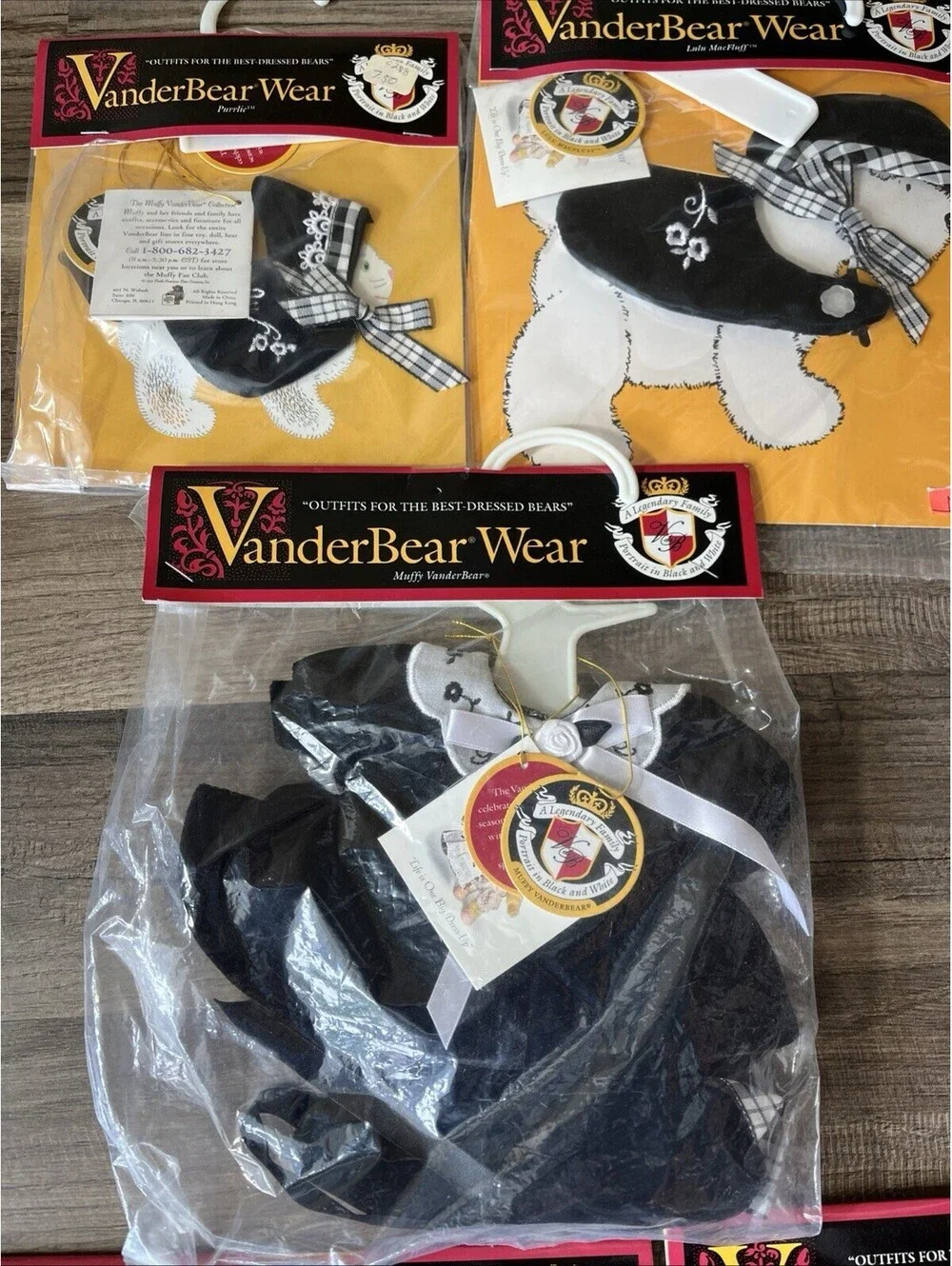 VANDERBEAR Gifts A Legendary Family Portrait In Black & White NABCO Vtg NIP Lot